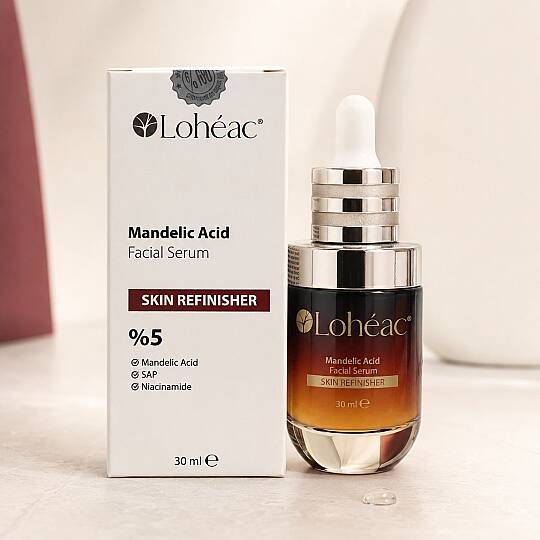 Lohéac %5 Mandelik Asit ve Niacinamide Yüz Serumu 30 ml